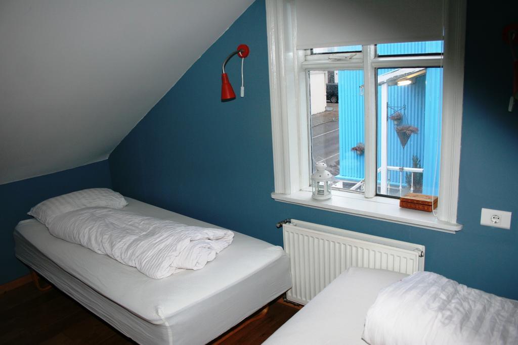 Our House Guesthouse Reykjavik Phòng bức ảnh
